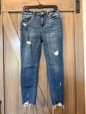 Women’s Dark Wash Distressed Jeans - Blue